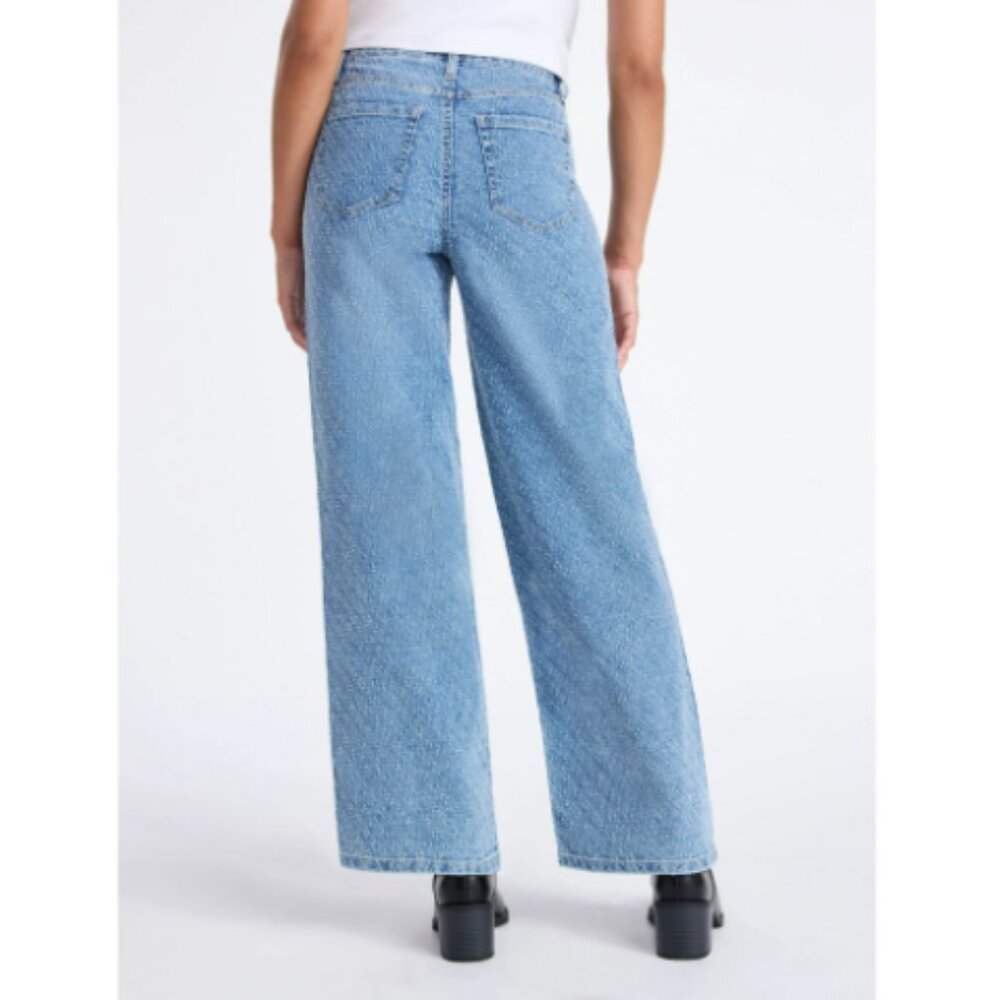 Time and Tru Women's High Rise Rhinestone Embroidered Wide Leg Jeans 14 - Picture 3 of 10